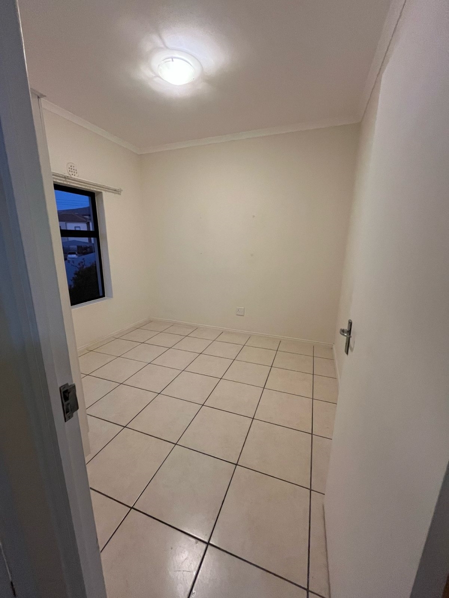 2 Bedroom Property for Sale in Burgundy Estate Western Cape